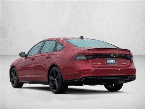 Used 2025 Honda Accord Sport image 8