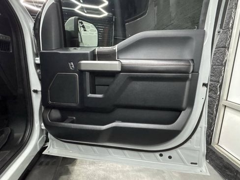 Used 2017 Ford F150 Raptor w/ Equipment Group 802A Luxury AWD/4WD image 38