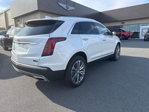 Used 2021 Cadillac XT5 Premium Luxury image 7