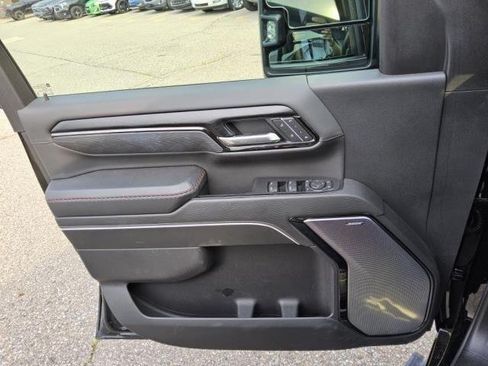 Used 2026 GMC Sierra 2500 AT4X AWD/4WD image 5