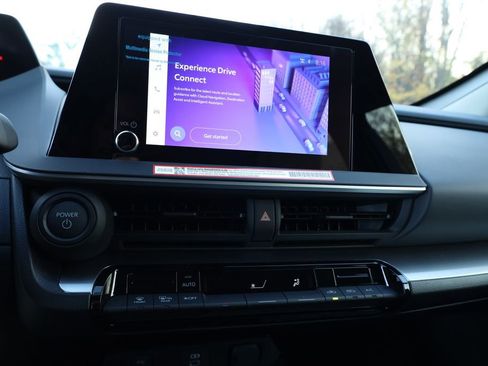 New 2026 Toyota Prius LE image 7