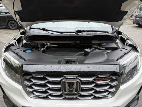 Used 2022 Honda Passport TrailSport image 31