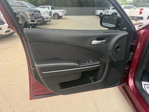 Used 2020 Dodge Charger Scat Pack w/ Navigation & Travel Group RWD image 8