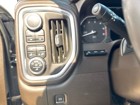 Used 2021 GMC Sierra 1500 Denali w/ Denali Ultimate Package AWD/4WD image 21