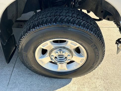 Used 2016 Ford F250 XLT w/ XLT Interior Package image 28