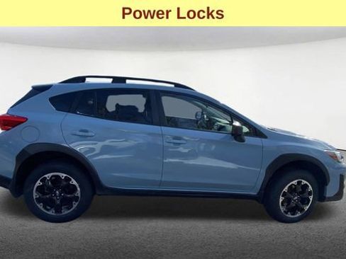 Certified 2021 Subaru Crosstrek 2.0i image 9