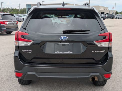 Used 2024 Subaru Forester Premium AWD/4WD image 6