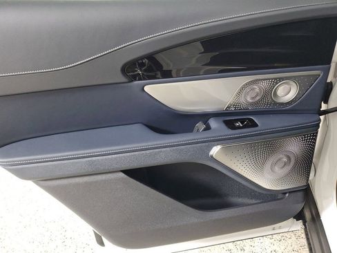 New 2025 Lincoln Nautilus Reserve AWD/4WD image 8