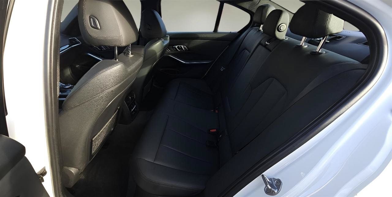 Used 2019 BMW 330i xDrive Sedan w/ Convenience Package AWD/4WD image 22