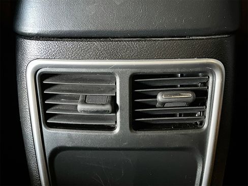 Used 2023 Dodge Charger GT image 25