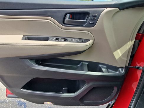 Used 2022 Honda Odyssey EX-L image 25
