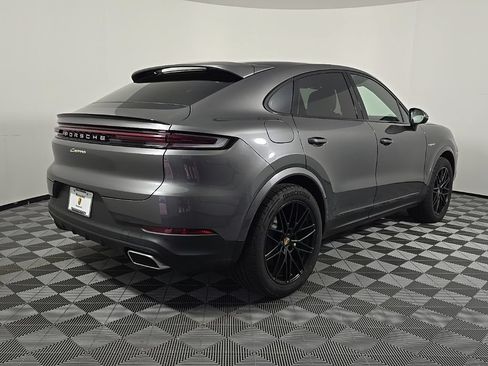 Certified 2025 Porsche Cayenne E-Hybrid Coupe AWD/4WD image 7
