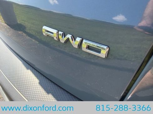 Used 2023 Ford Escape Platinum AWD/4WD image 11