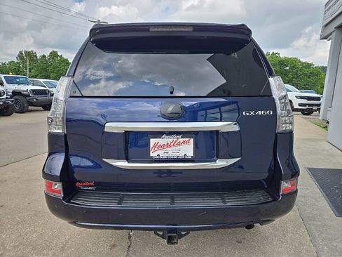 Used 2020 Lexus GX 460 Premium w/ Premium Package AWD/4WD image 10