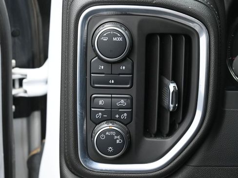 Used 2022 Chevrolet Silverado 2500 LT w/ Convenience Package AWD/4WD image 15
