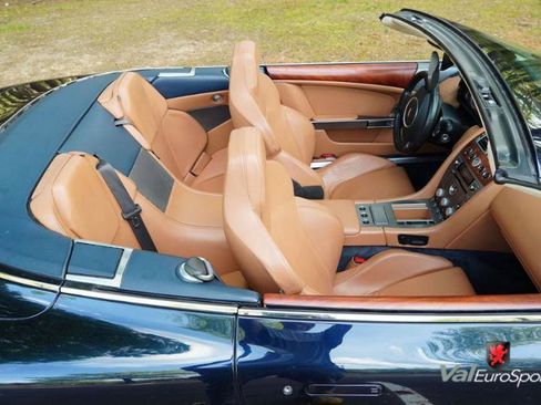 Used 2006 Aston Martin DB9 Volante image 3