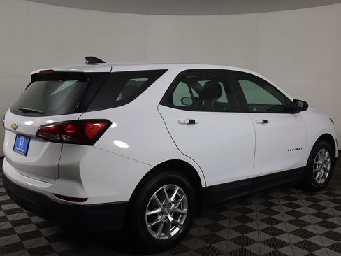 Used 2024 Chevrolet Equinox LS image 7
