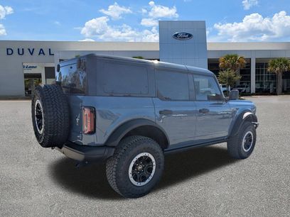 New 2025 Ford Bronco Badlands w/ Sasquatch Package
