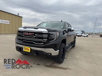 New 2024 GMC Sierra 1500 SLT w/ SLT Premium Plus Package