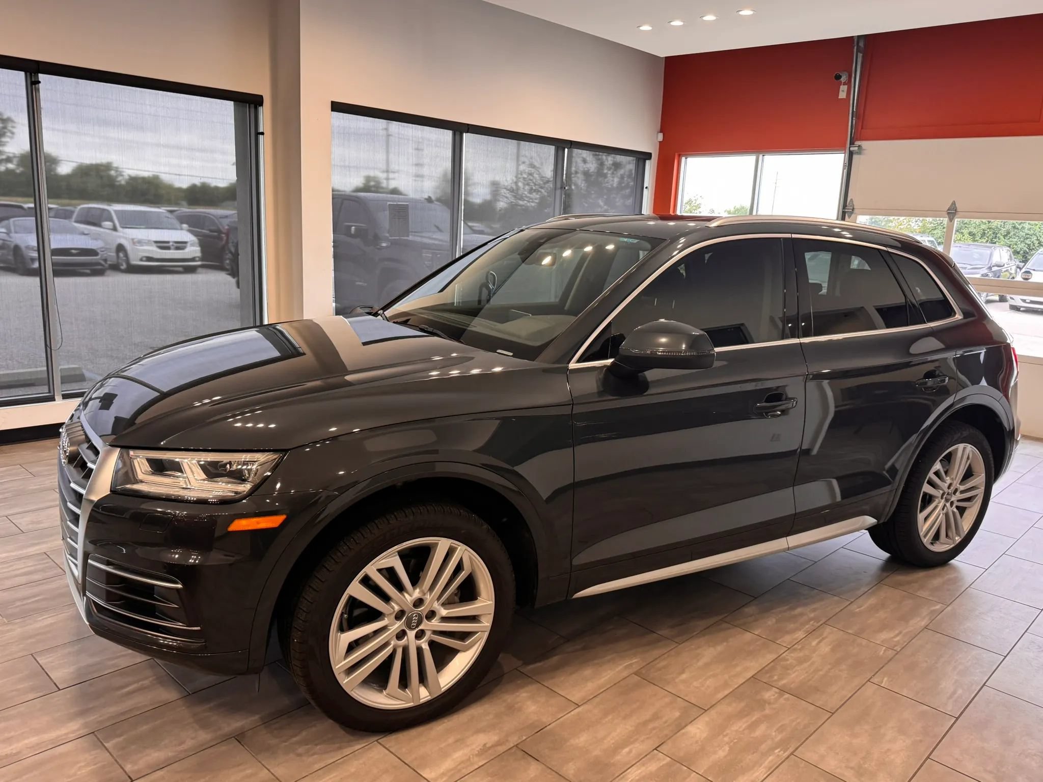 Used 2019 Audi Q5 2.0T Premium Plus AWD/4WD image 10