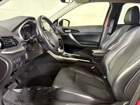 Used 2024 Mitsubishi Eclipse Cross SE AWD/4WD image 19