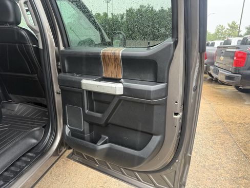 Used 2018 Ford F150 Lariat AWD/4WD image 16