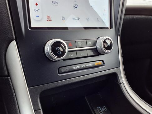 Used 2023 Ford Edge SEL w/ Convenience Package image 12