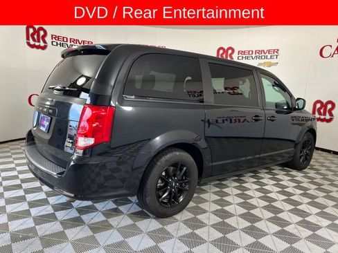 Used 2019 Dodge Grand Caravan GT w/ Safety Sphere Group FWD image 9