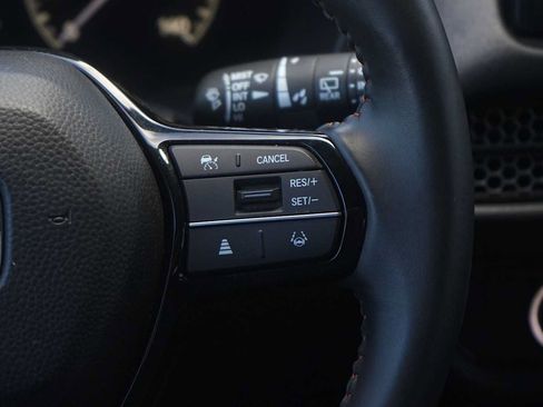 Used 2024 Honda HR-V Sport image 18