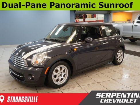 Used 2012 MINI Cooper Hardtop image 1