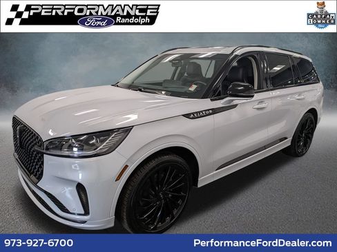 Used 2025 Lincoln Aviator Reserve w/ Equipment Group 201A AWD/4WD image 1