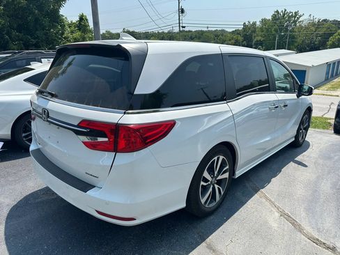 Used 2023 Honda Odyssey Touring image 3