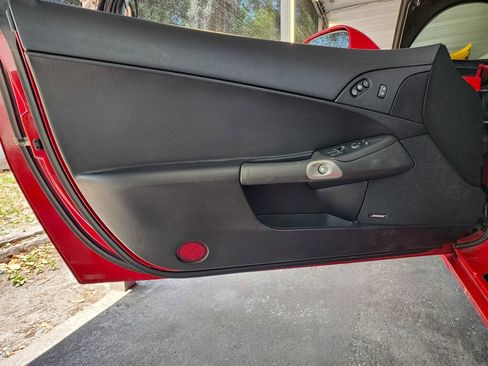 Used 2005 Chevrolet Corvette Convertible w/ Preferred Equipment Group RWD image 18