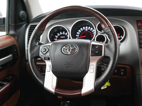 Used 2014 Toyota Sequoia Platinum AWD/4WD image 19