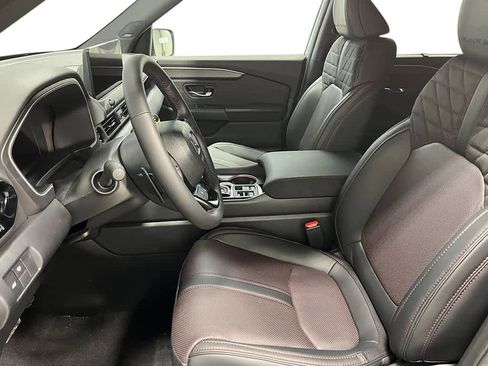 New 2026 Honda Pilot Black Edition image 10