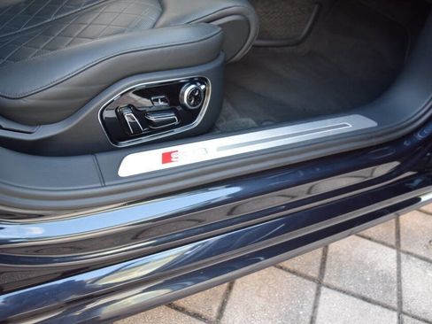 Used 2015 Audi S8 image 50