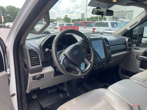 Used 2019 Ford F250 XL w/ Power Equipment Group AWD/4WD image 11