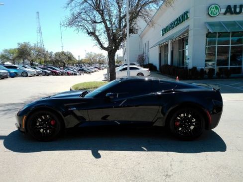 Used 2016 Chevrolet Corvette Z06 w/ 2LZ Preferred Equipment Group image 10