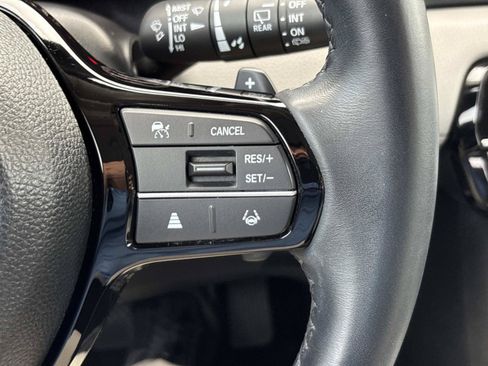 Used 2023 Honda Pilot Touring image 29