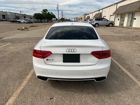 Used 2013 Audi RS 5 Coupe w/ Audi MMI Navigation Plus Pkg AWD/4WD image 4