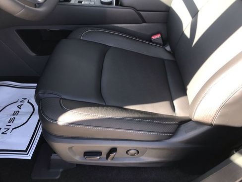 New 2026 Nissan Pathfinder SL AWD/4WD image 12