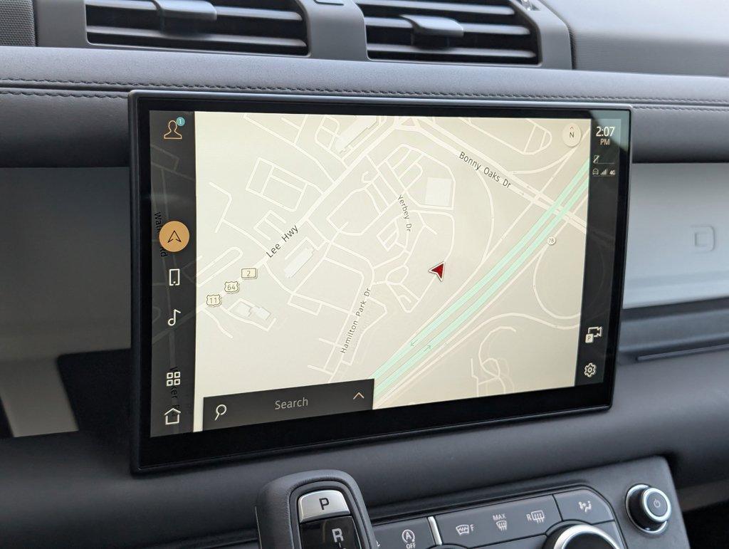 Used 2025 Land Rover Defender 110 S AWD/4WD image 13