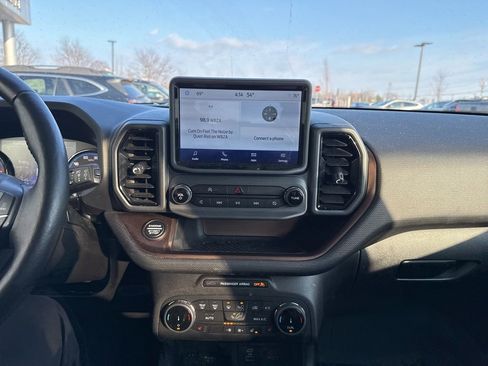 Used 2022 Ford Bronco Sport Outer Banks image 9