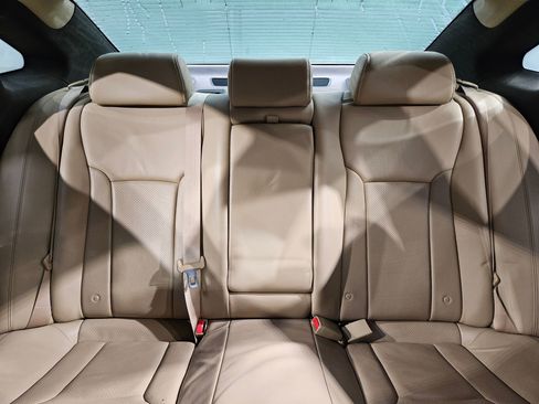 Used 2012 Hyundai Azera image 13