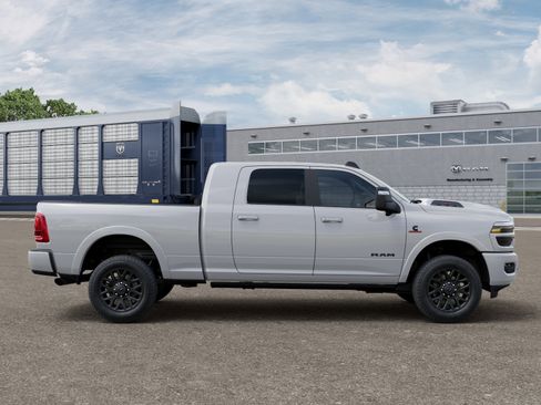 New 2026 RAM 3500 Limited AWD/4WD image 34
