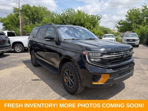Used 2025 Ford Expedition Tremor image 1