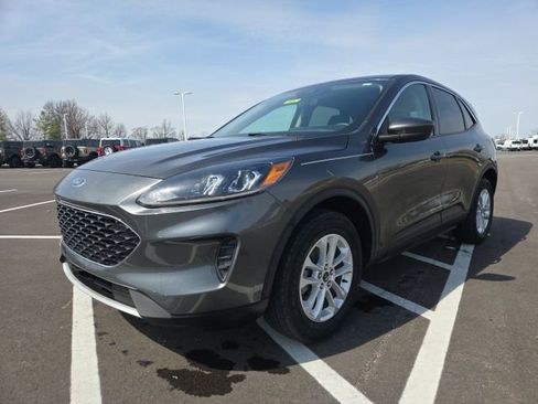 Used 2020 Ford Escape SE AWD/4WD image 2