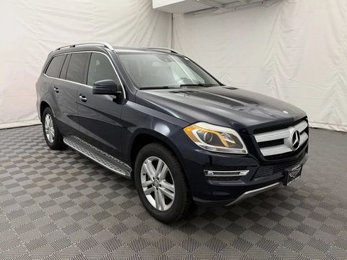 Used 2014 Mercedes-Benz GL 450 4MATIC image 4