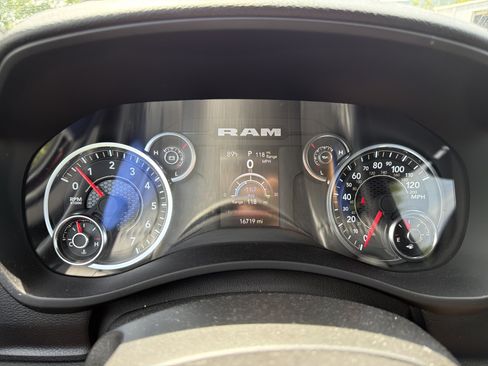 Used 2024 RAM 2500 Big Horn w/ Bed Utility Group AWD/4WD image 20