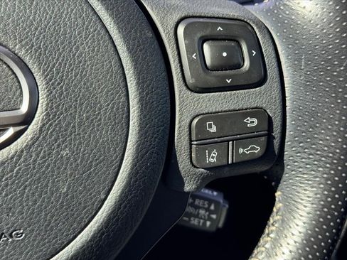 Used 2022 Lexus IS 350 F Sport image 18